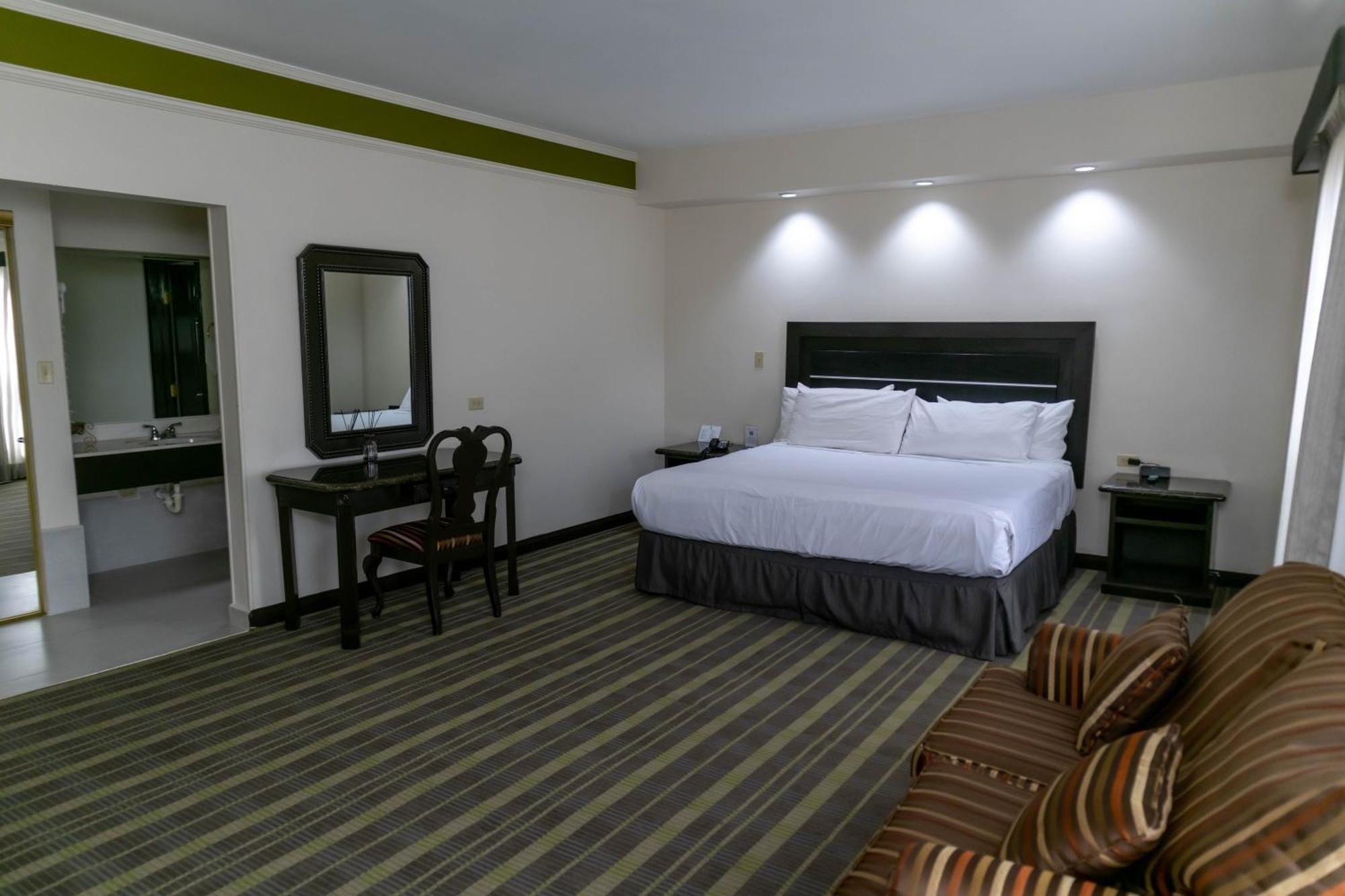 Best Western Hotel Plaza Matamoros Luaran gambar
