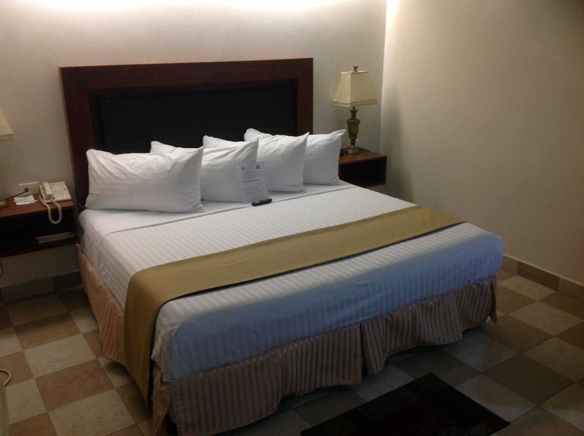 Best Western Hotel Plaza Matamoros Luaran gambar